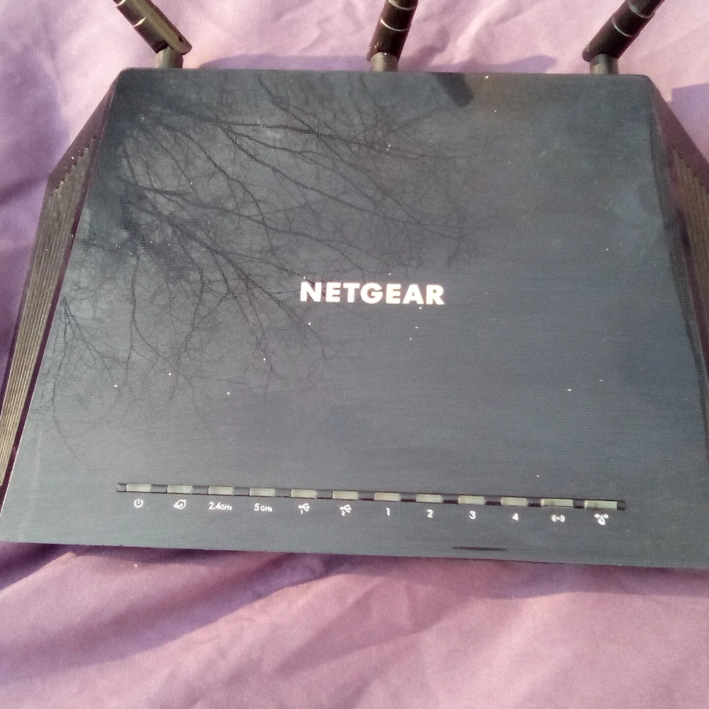 NETGEAR Black Wireless Router with Three External Antennas